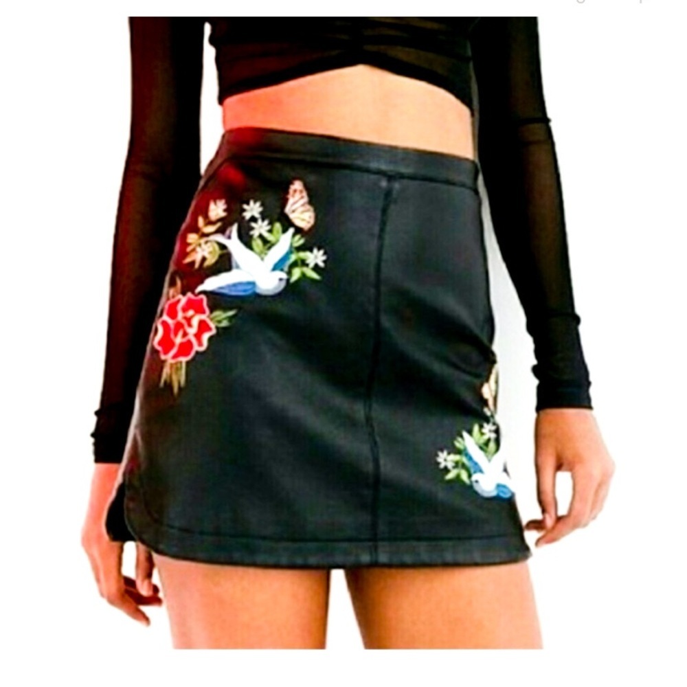 Urban Outfitters | Vegan Leather Embroidred Skirt